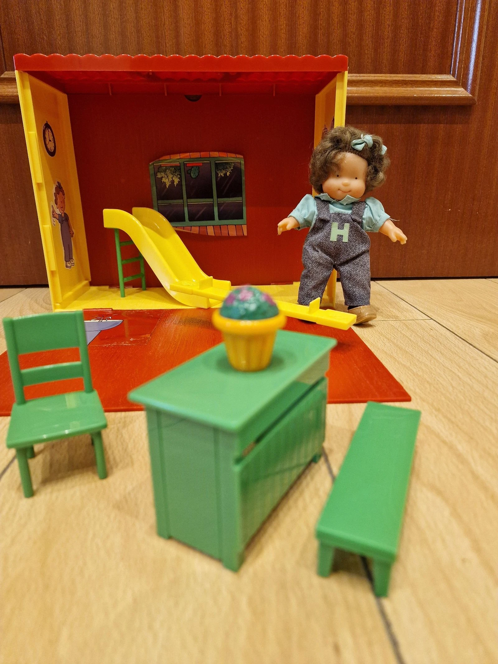 "The School of the Three Twins" Briefcase - Bandai (Doll Included!) – photo 3